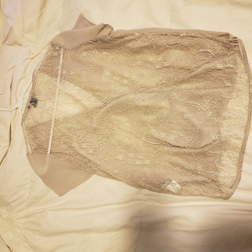 Front wrap top - Picture 2 of 2